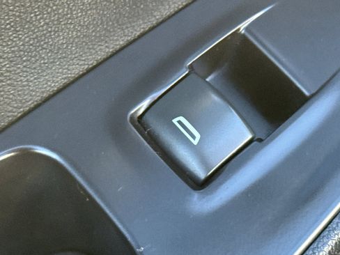 Used 2020 Chevrolet Traverse Premier w/ Redline Edition image 30