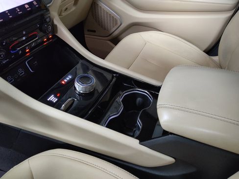 Used 2021 Jeep Grand Cherokee L Limited image 26