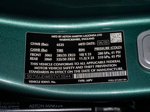 Used 2025 Aston Martin DBX 707 image 35