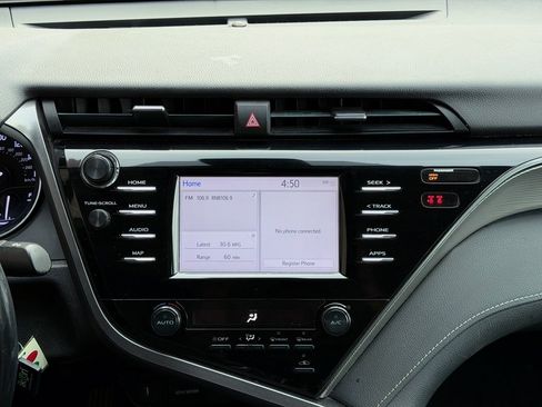 Used 2019 Toyota Camry SE image 28