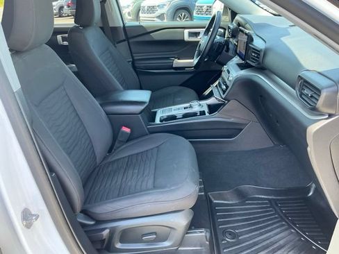 Used 2021 Ford Explorer XLT w/ Class III Trailer Tow Package RWD image 21