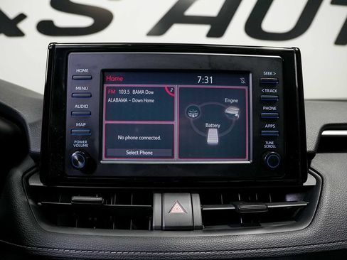 Used 2019 Toyota RAV4 LE FWD image 13