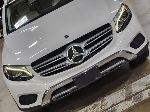 Used 2019 Mercedes-Benz GLC 300 image 19