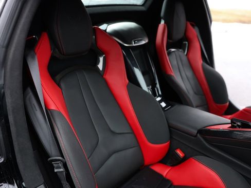 Used 2021 Chevrolet Corvette Stingray Premium Conv w/ Z51 Performance Package image 26