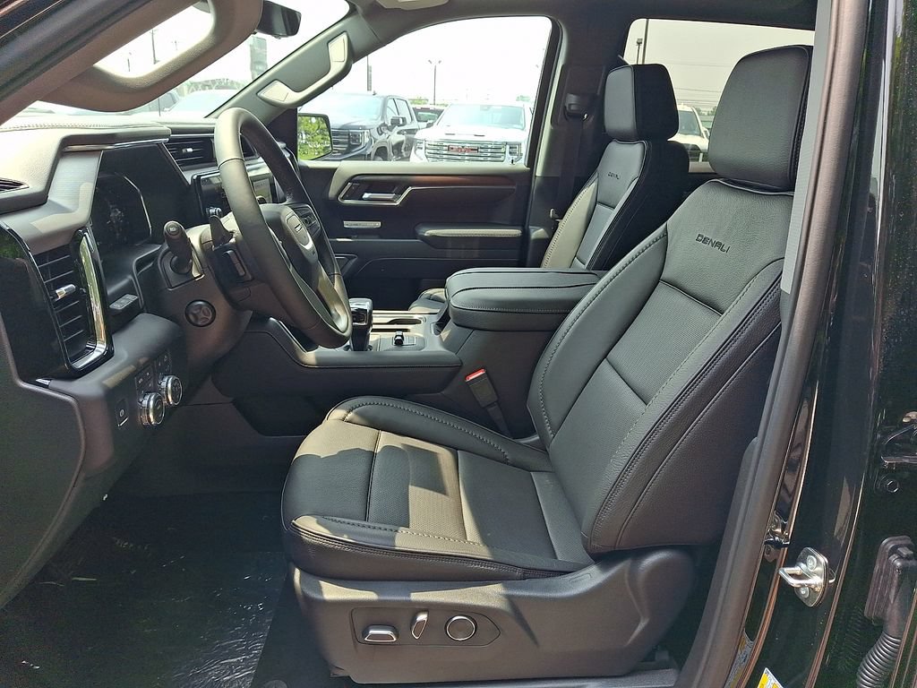 New 2026 GMC Sierra 1500 Denali w/ Denali Reserve Package AWD/4WD image 10