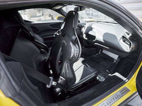 Used 2022 Ferrari SF90 Stradale image 44