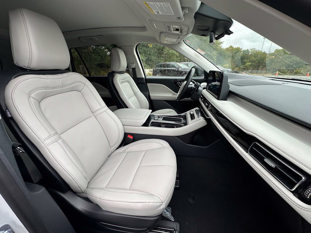 New 2027 Lincoln Aviator Reserve AWD/4WD image 23