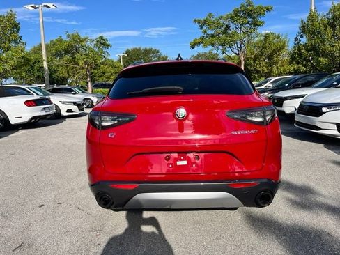 Used 2024 Alfa Romeo Stelvio Ti AWD/4WD image 5