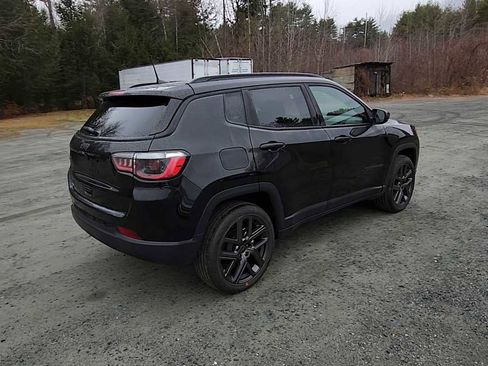 New 2026 Jeep Compass Limited w/ Sun, Sound & Navigation Group image 8