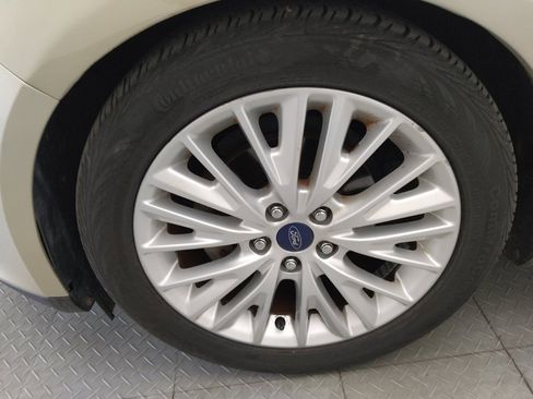 Used 2018 Ford Focus Titanium FWD image 31