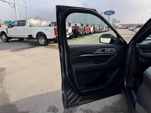 New 2026 Ford Explorer ST-Line w/ ST-Line Street Pack image 11