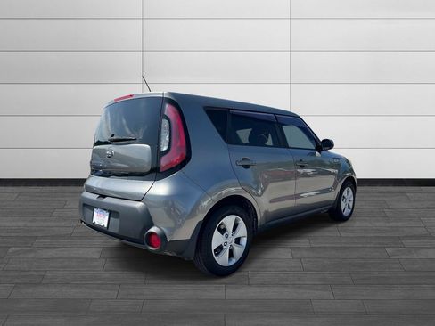 Used 2016 Kia Soul FWD image 3