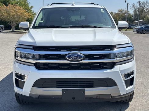 Used 2024 Ford Expedition Limited image 7