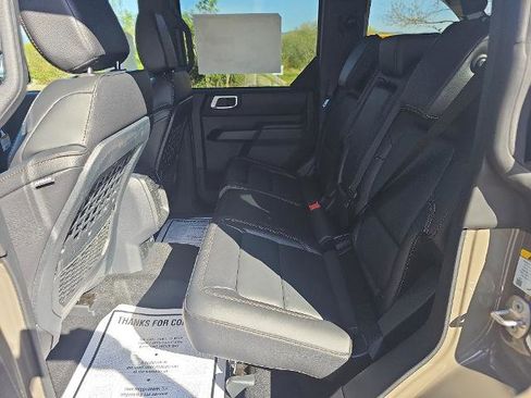 New 2026 Ford Bronco Badlands AWD/4WD image 24