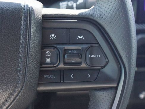 Used 2025 Toyota Tacoma TRD Pro w/ Tow Tech Package AWD/4WD image 11