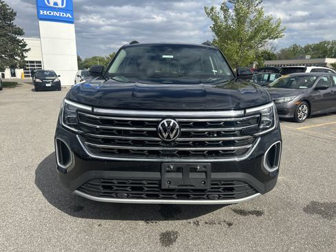 Used 2024 Volkswagen Atlas SE AWD/4WD image 7