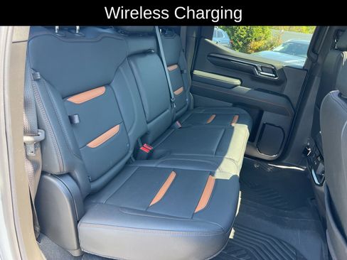 Used 2024 GMC Sierra 1500 AT4 w/ AT4 Preferred Package image 42