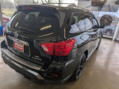 Used 2017 Nissan Pathfinder Platinum w/ Cargo Package image 5