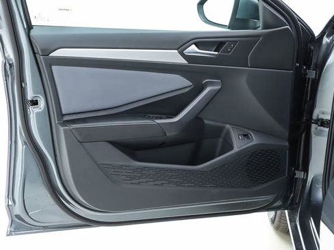 New 2026 Volkswagen Jetta SE image 18