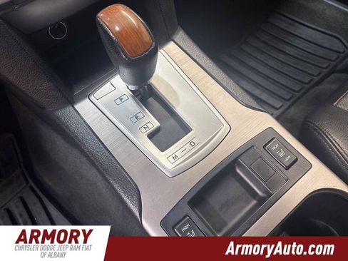 Used 2014 Subaru Outback 2.5i Limited image 18