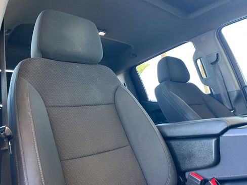 Used 2021 Chevrolet Silverado 1500 Custom RWD image 19