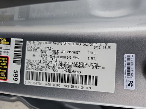 Used 2025 Toyota Tacoma SR5 image 37