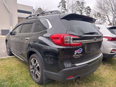 Used 2023 Subaru Ascent Touring image 8
