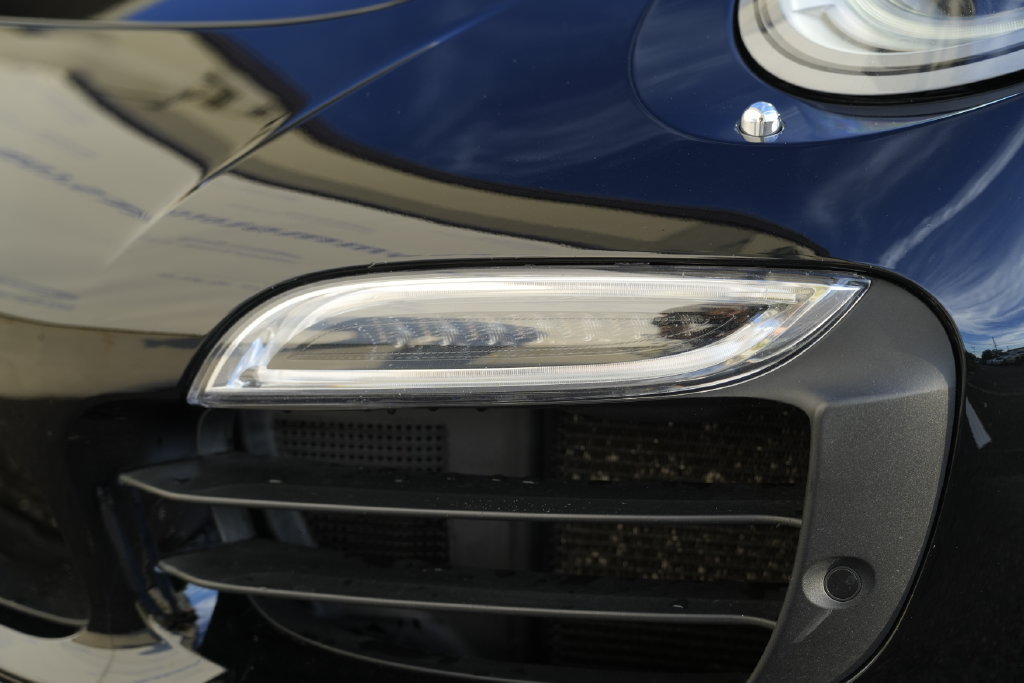 Used 2014 Porsche 911 Turbo S AWD/4WD image 52