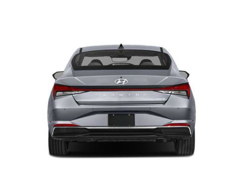 Used 2023 Hyundai Elantra Limited w/ Preferred Accessory Package FWD image 8