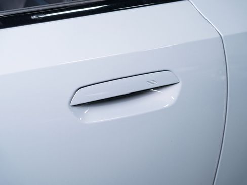 Used 2024 BMW M2 w/ Lighting Package image 32