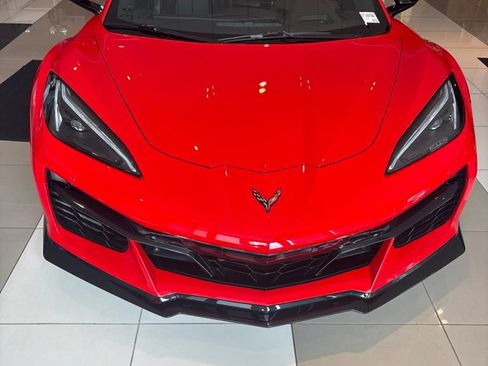 Used 2024 Chevrolet Corvette Z06 w/ Stealth Interior Trim Package RWD image 1
