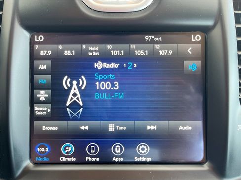 Used 2022 Chrysler 300 Touring w/ Sport Appearance Package image 14