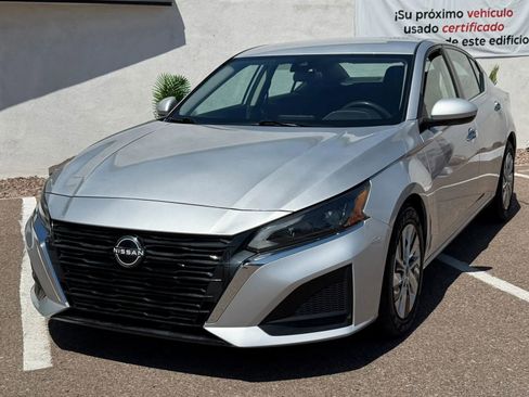 Used 2023 Nissan Altima 2.5 S FWD image 11
