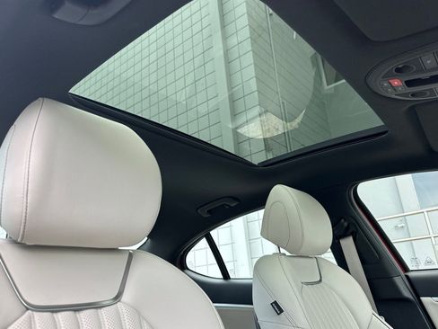 Used 2026 Genesis G70 3.3T Sport Prestige image 17