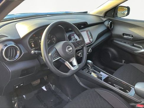 Used 2024 Nissan Kicks SV image 12