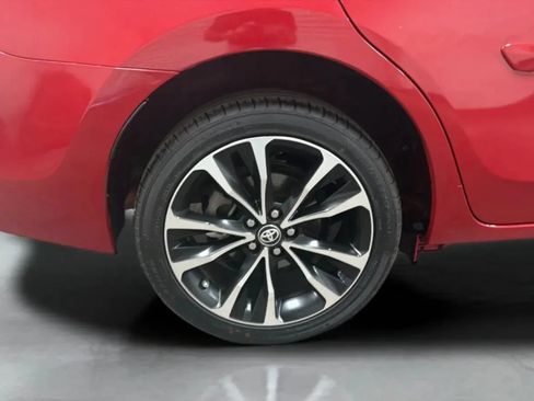 Used 2017 Toyota Corolla SE w/ Body Protection Package FWD image 24