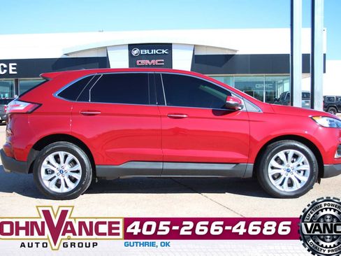 Used 2022 Ford Edge Titanium image 14