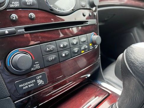 Used 2011 INFINITI G37 X Sport Appearance Edition w/ Premium Pkg image 24