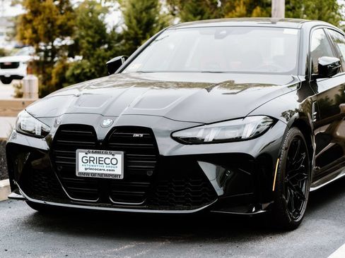 Used 2022 BMW M8 Competition w/ M Carbon Exterior Package AWD/4WD image 20