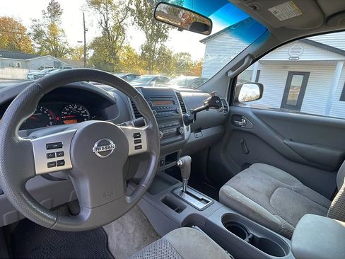 Used 2014 Nissan Frontier S image 14