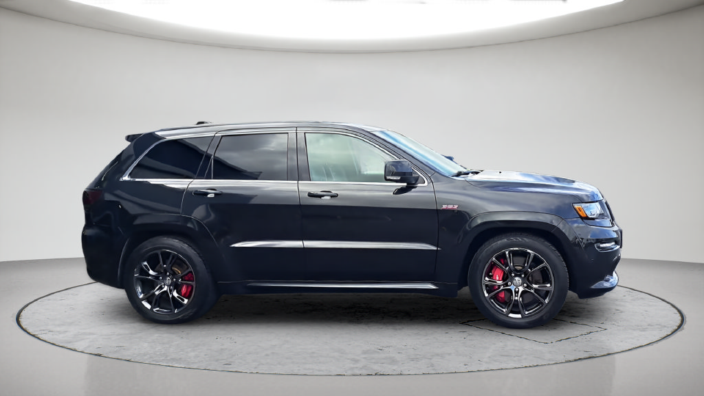 Used 2014 Jeep Grand Cherokee SRT8 w/ Luxury Group II AWD/4WD image 5