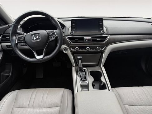 Used 2019 Honda Accord EX-L image 10