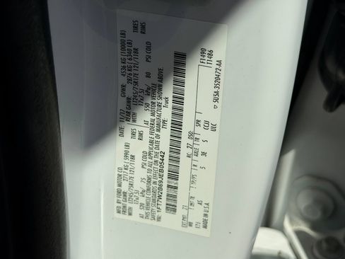 Used 2018 Ford F250 XL w/ Power Equipment Group AWD/4WD image 31