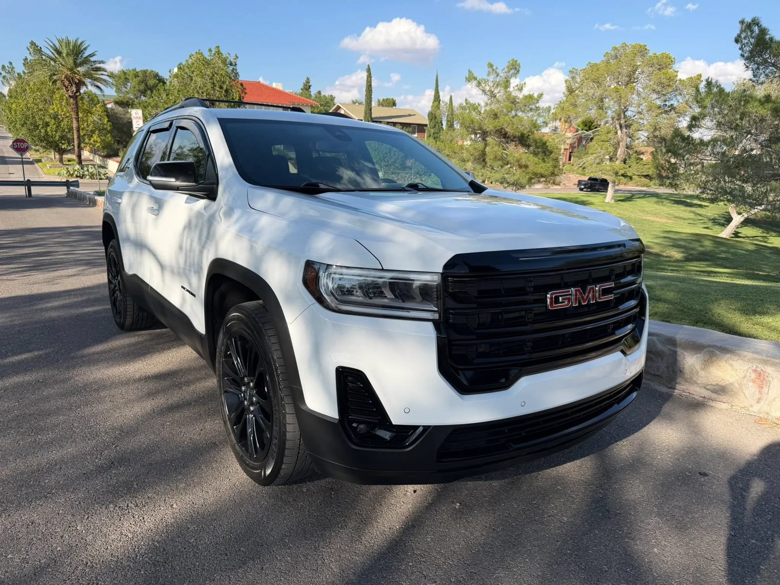 Used 2022 GMC Acadia SLT w/ Elevation Edition AWD/4WD image 7