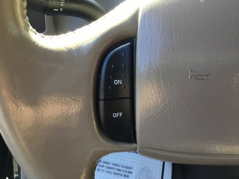 Used 2000 Ford F350 Lariat image 46