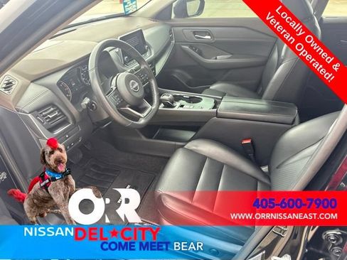 Used 2023 Nissan Rogue SV w/ SV Premium B Package FWD image 13