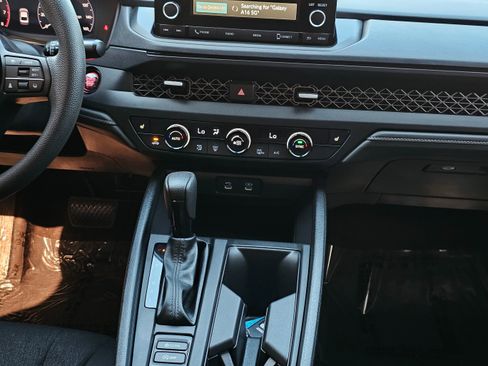 Used 2025 Honda Accord SE image 24