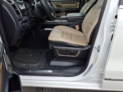 Used 2019 RAM 1500 Limited image 10