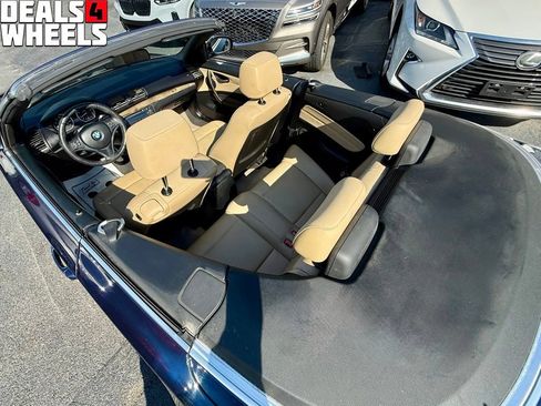 Used 2011 BMW 128i Convertible RWD image 10