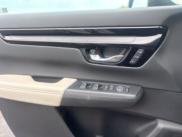 Used 2025 Honda CR-V EX-L image 10
